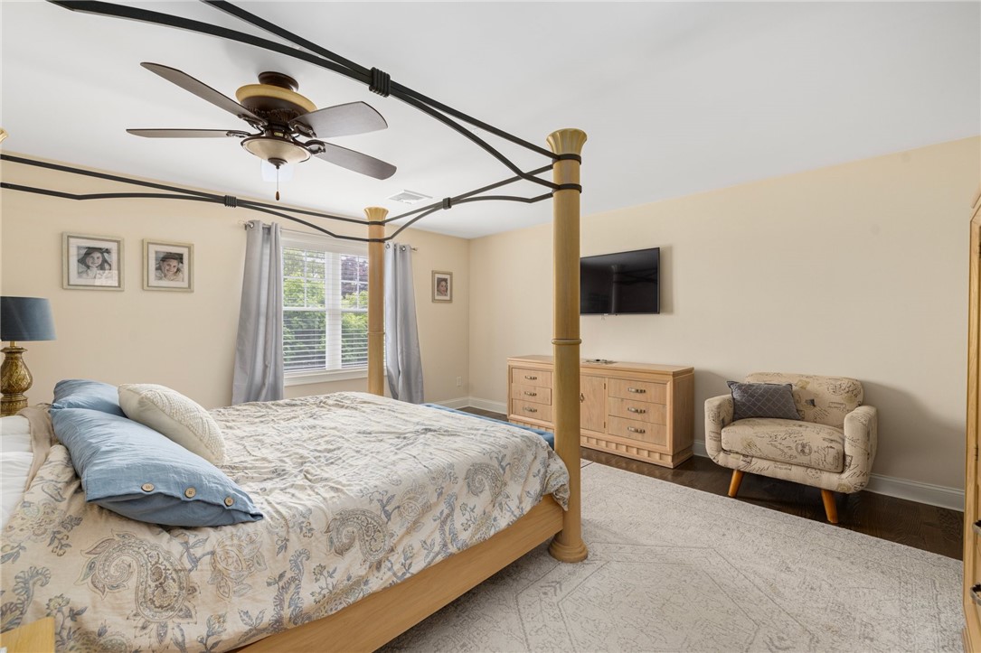 229 Narragansett Parkway