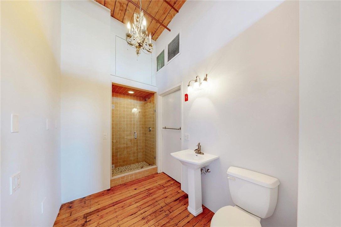 14 Imperial Place 501