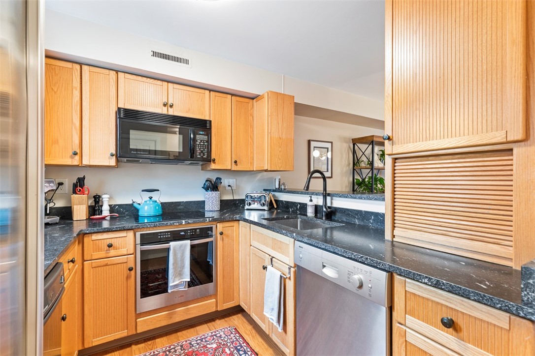 546 Angell Street B3