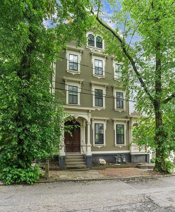 13 Cushing Street 1