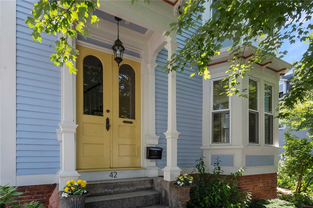 42 East Street
