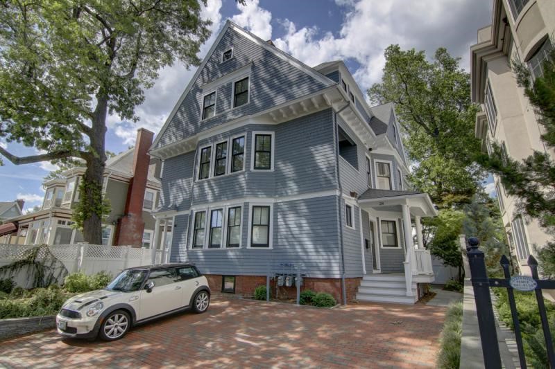 28 S Angell Street