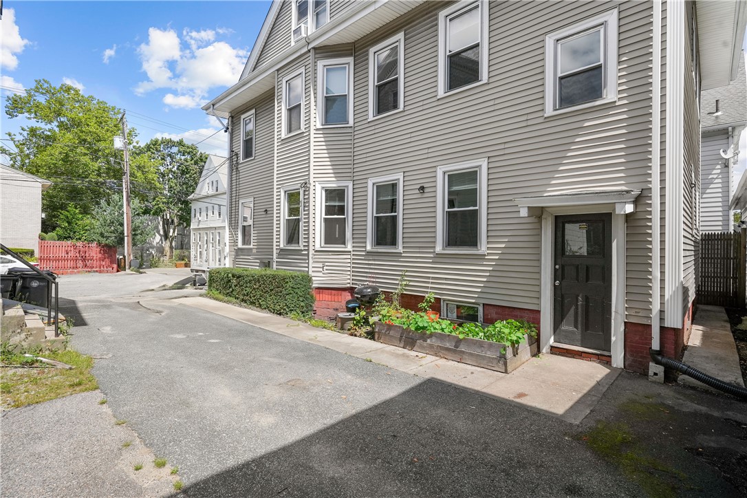 87 East Manning Street