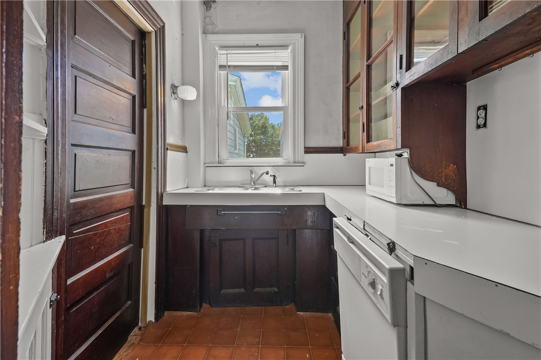87 East Manning Street