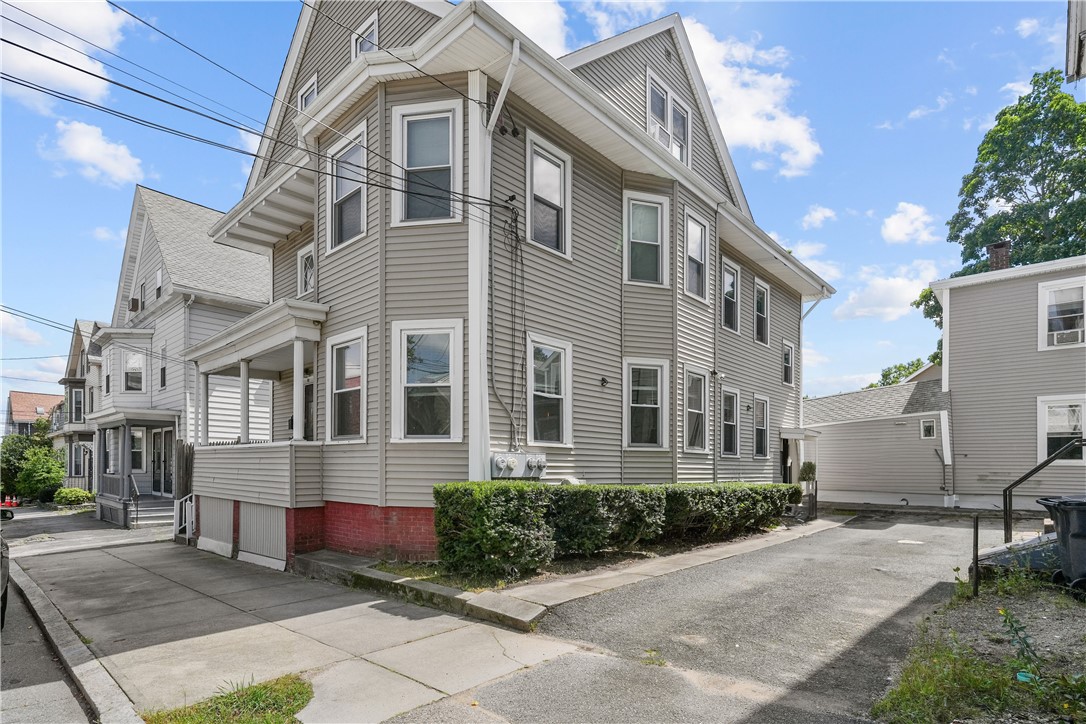 87 East Manning Street