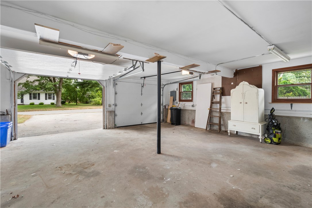 6 Acre Avenue