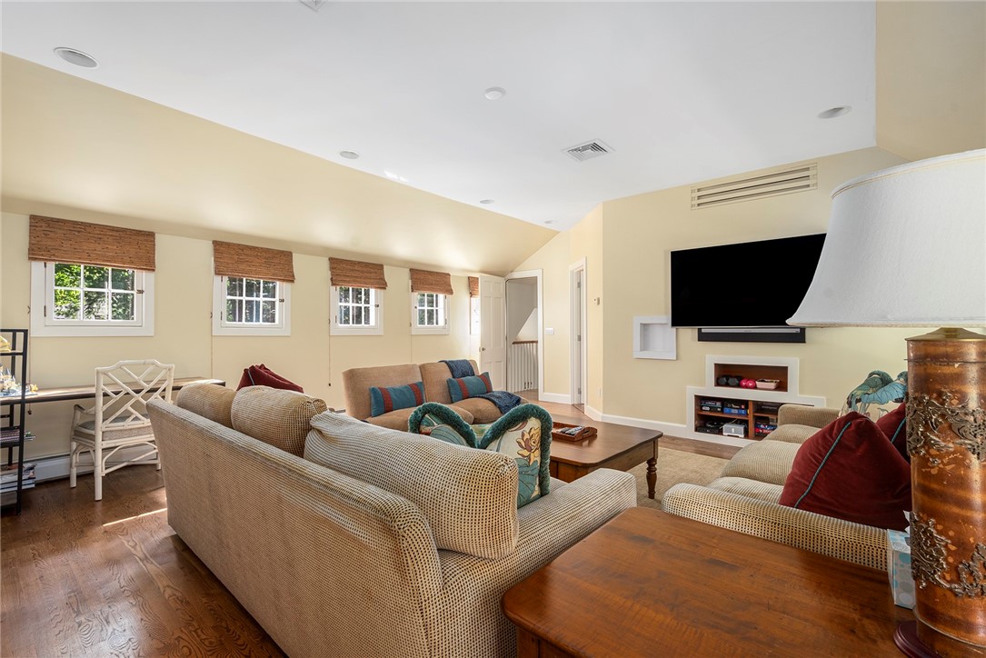 78 East Orchard Avenue