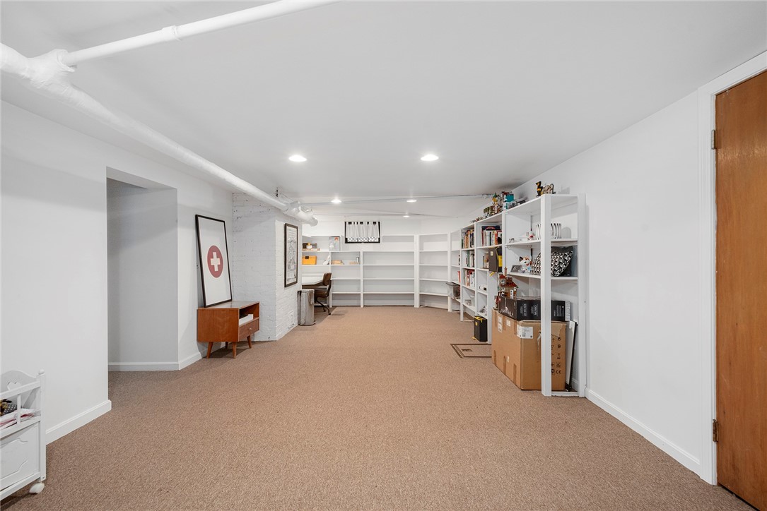 43 Oriole Avenue