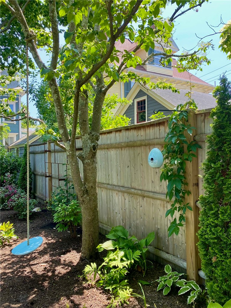 43 Oriole Avenue