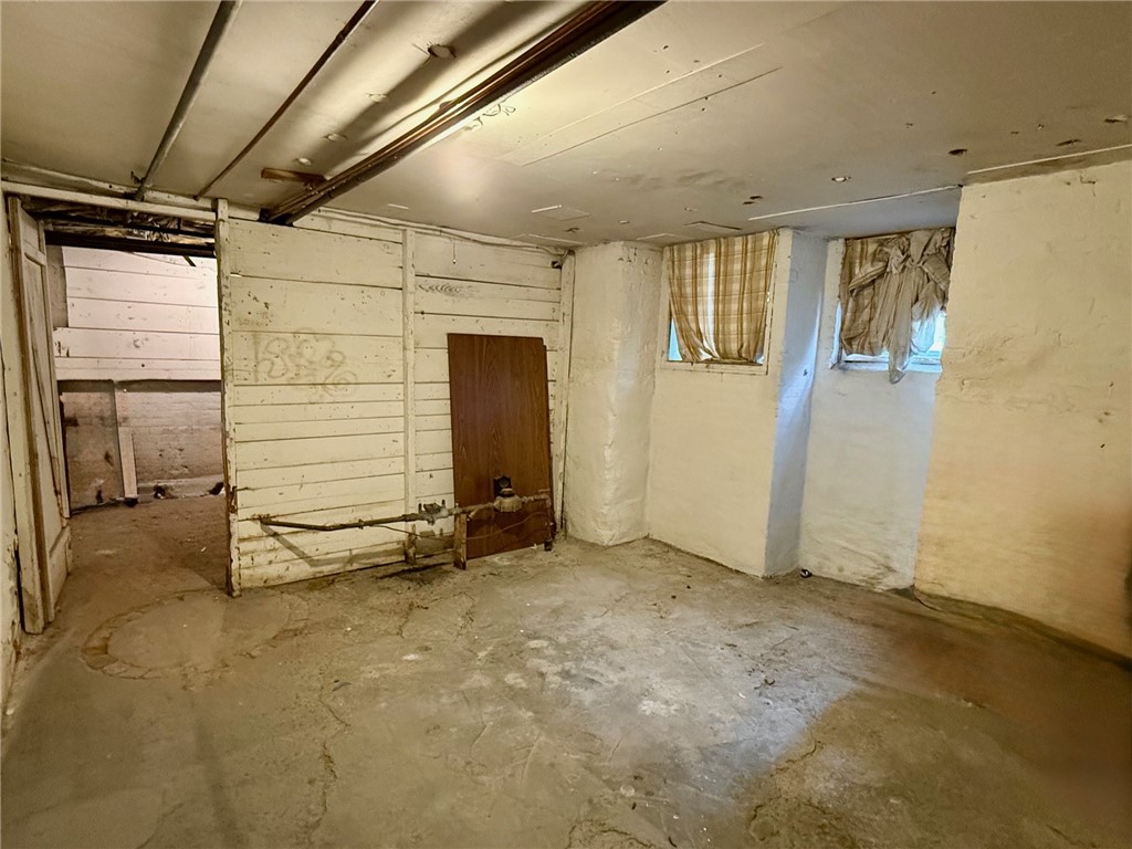 356 Carpenter Street 4