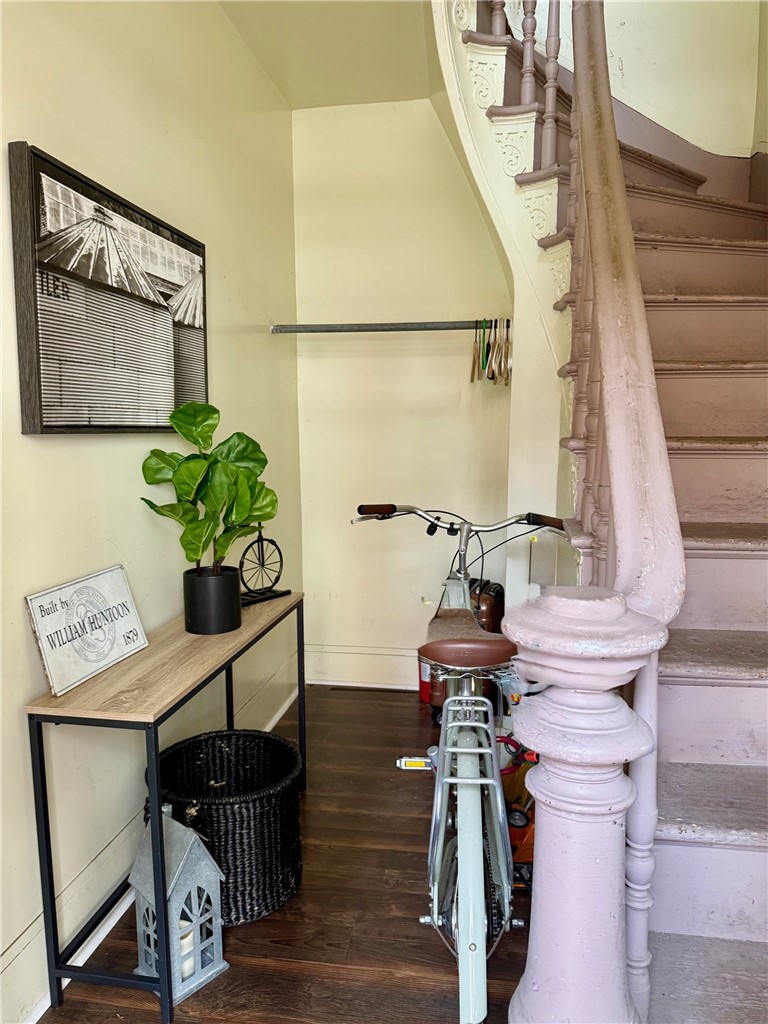 356 Carpenter Street 4