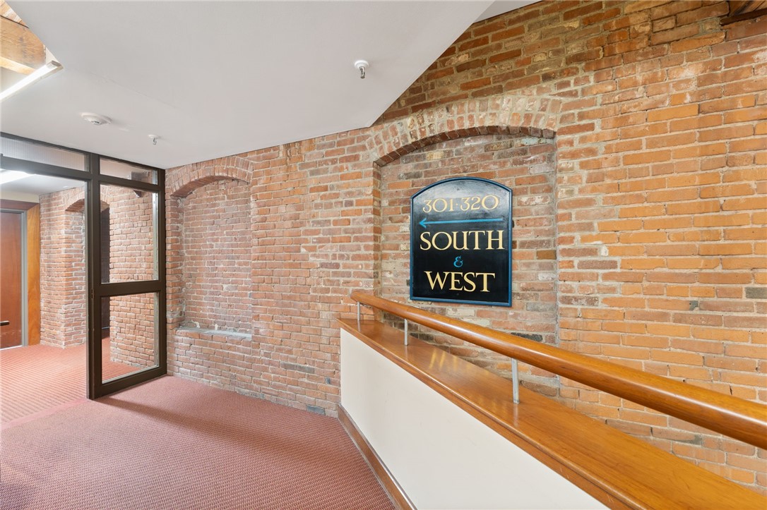 555 South Water Street 319