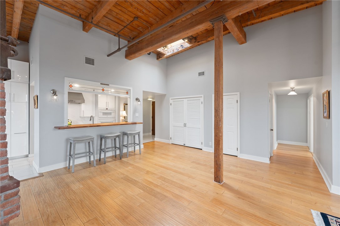 555 South Water Street 319