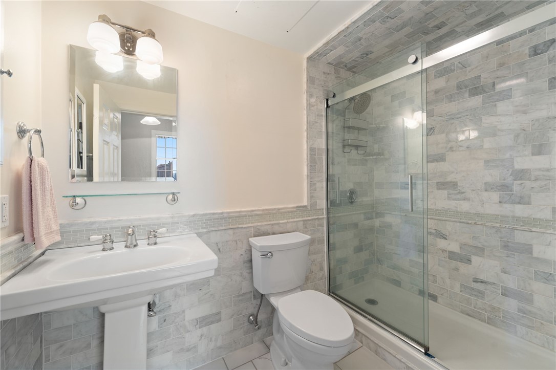 555 South Water Street 319