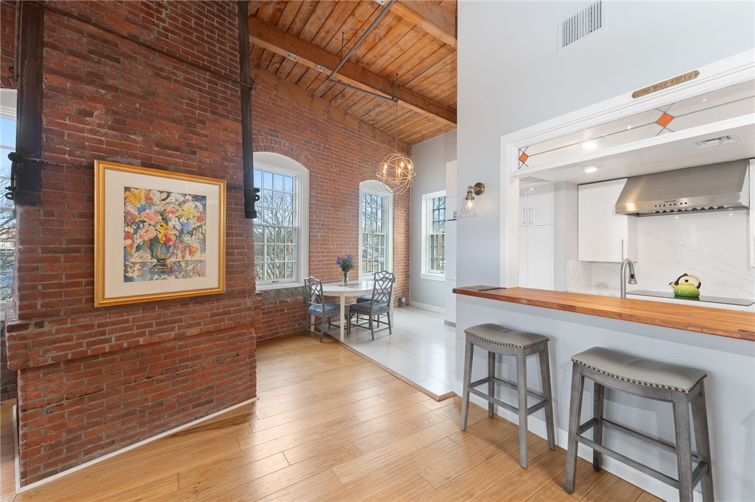 555 South Water Street 319