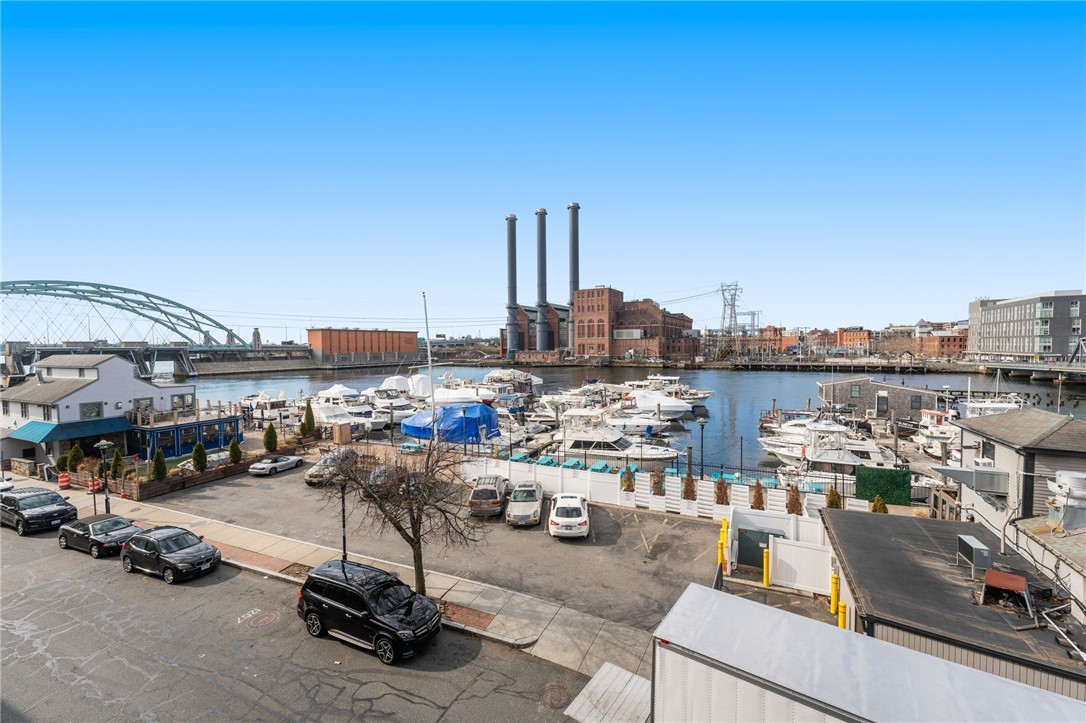 555 South Water Street 319