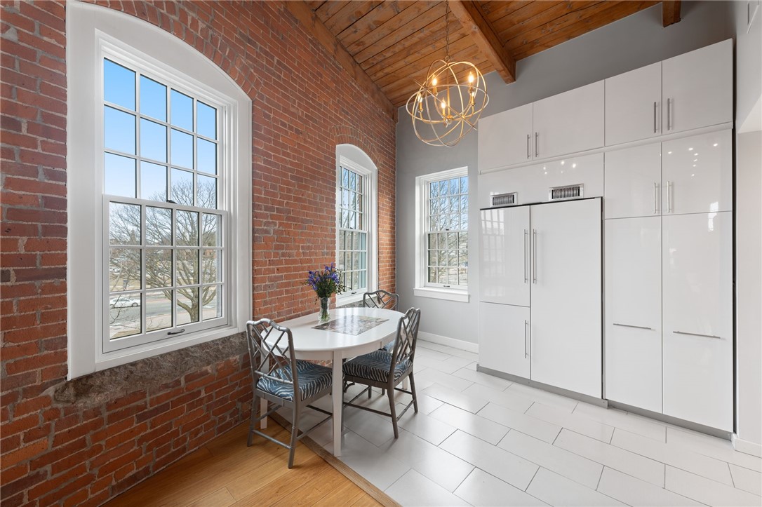 555 South Water Street 319