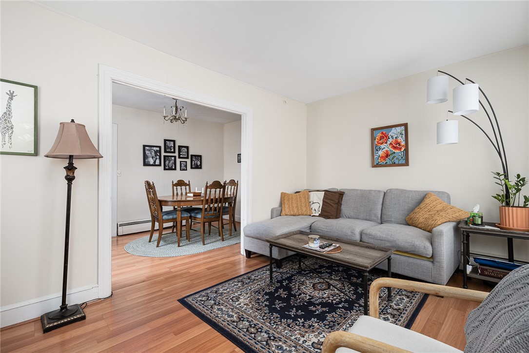 54 Grand View Street