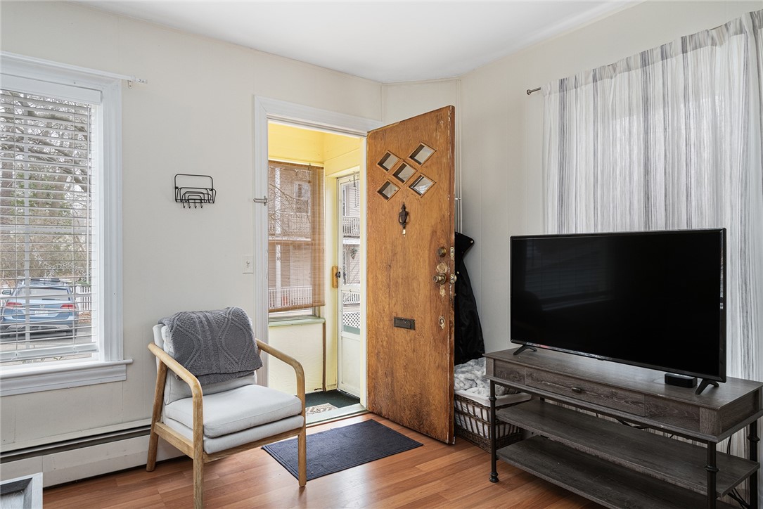 54 Grand View Street