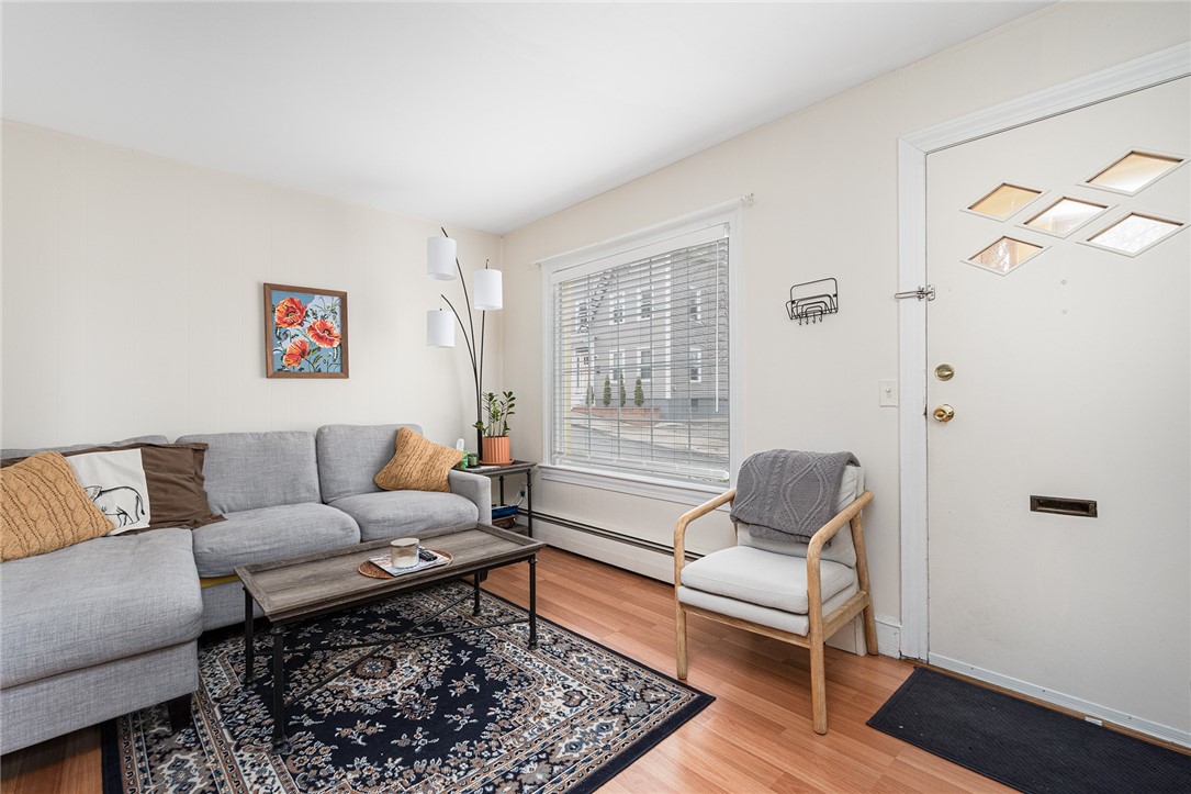 54 Grand View Street