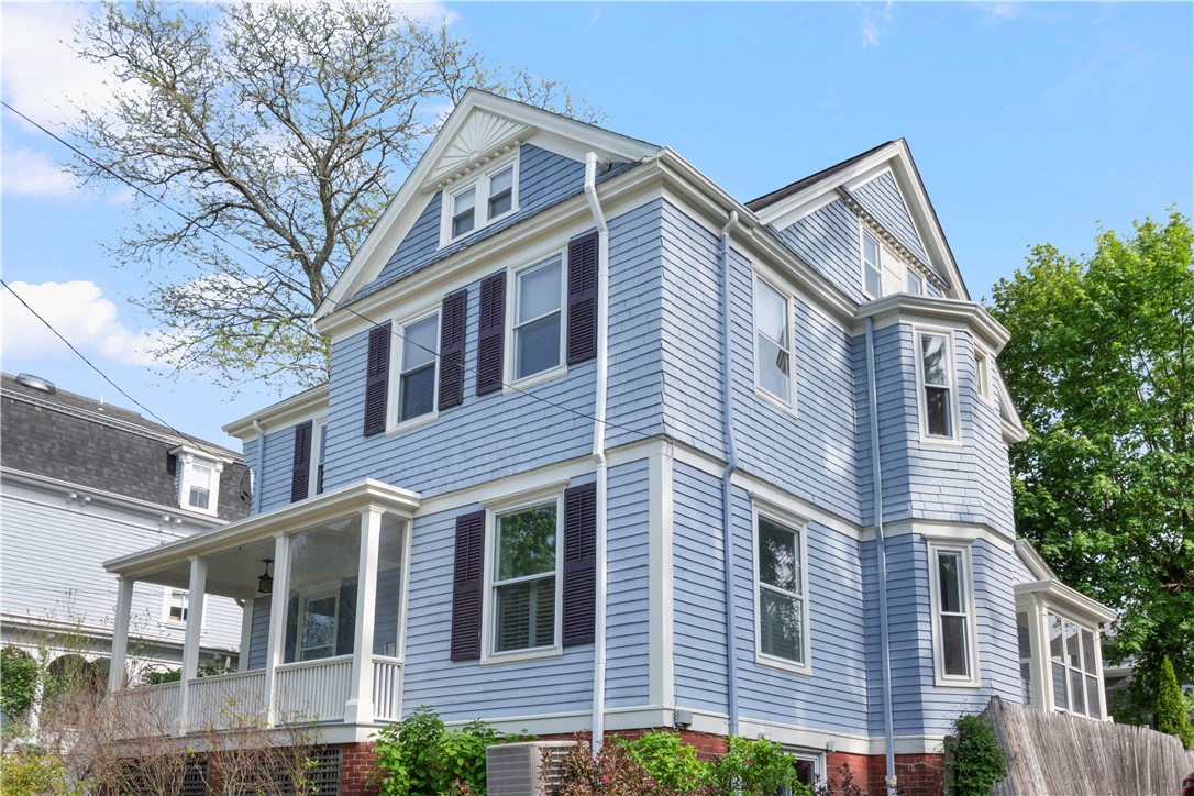 9 Oriole Avenue