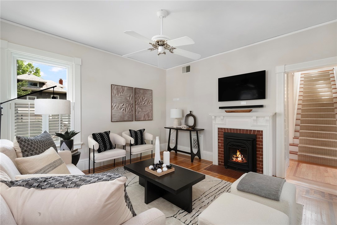 9 Oriole Avenue