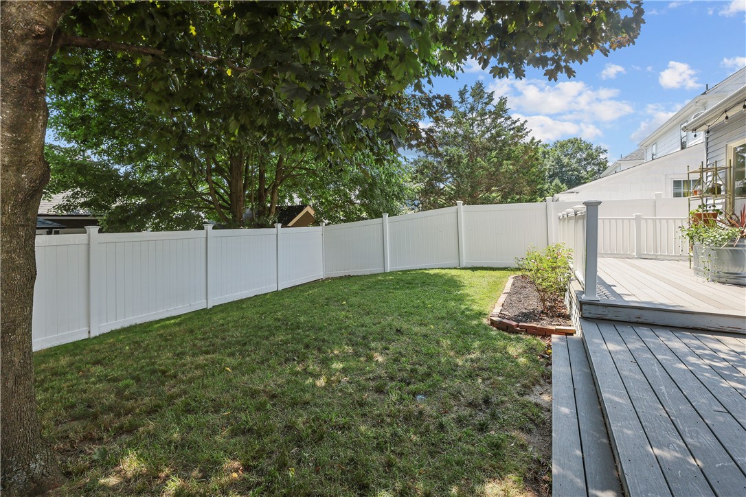 16 Elmcroft Avenue