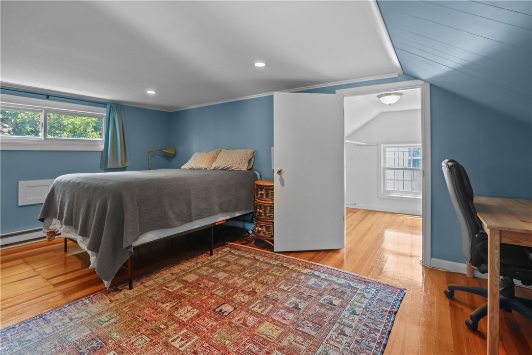 16 Elmcroft Avenue