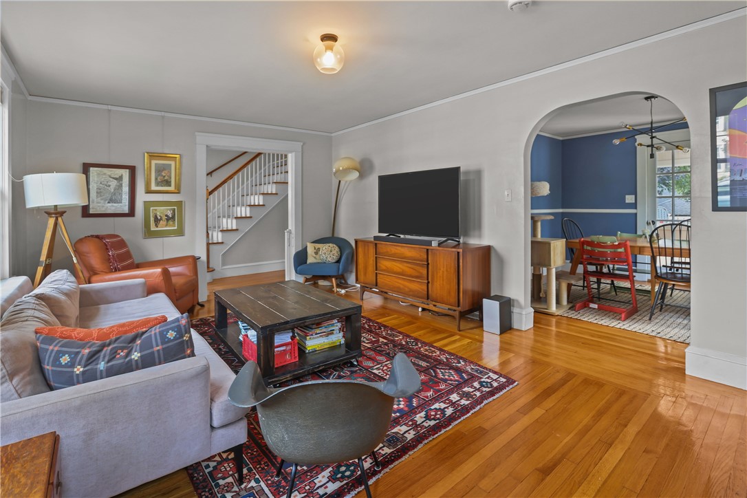 16 Elmcroft Avenue