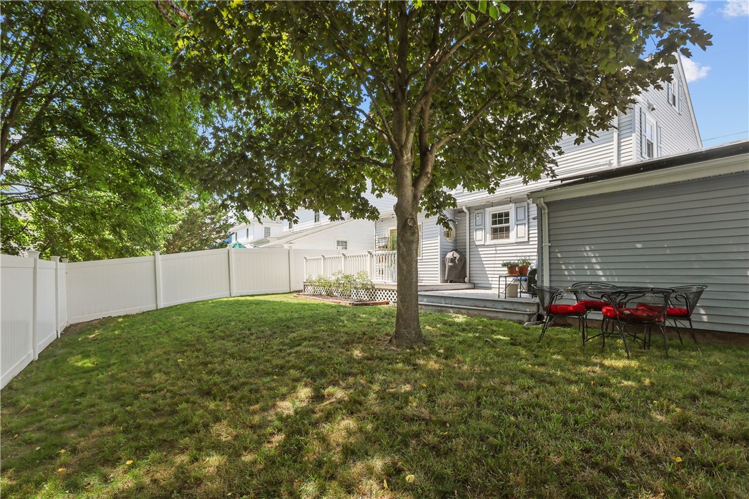 16 Elmcroft Avenue