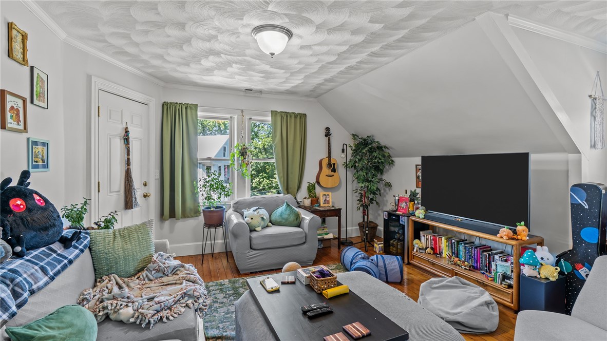 309 Highland Avenue