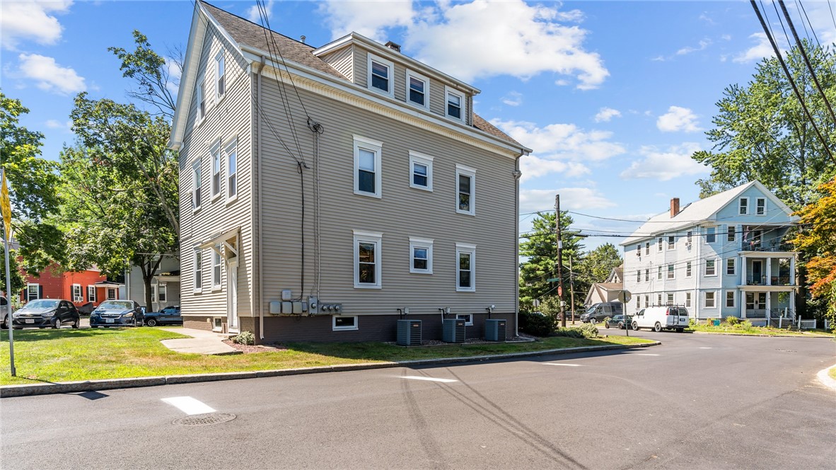 309 Highland Avenue