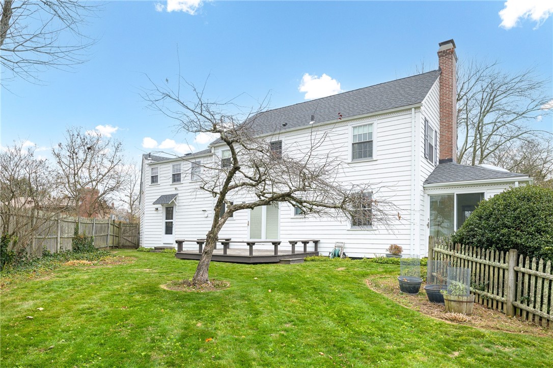 20 Elmsgate Way