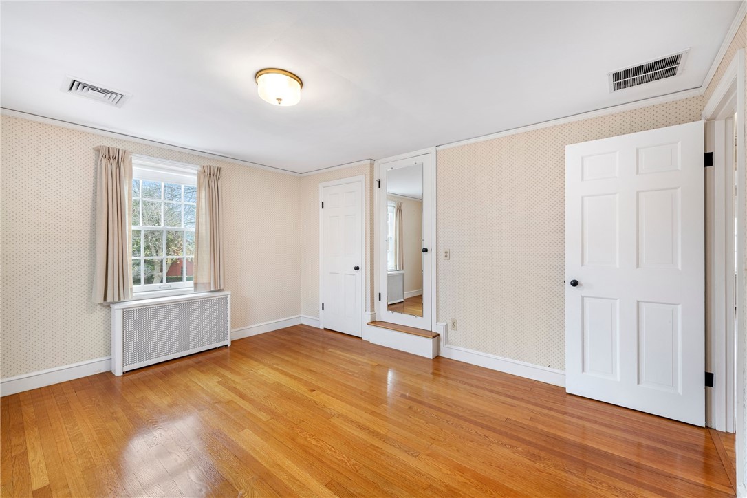 20 Elmsgate Way