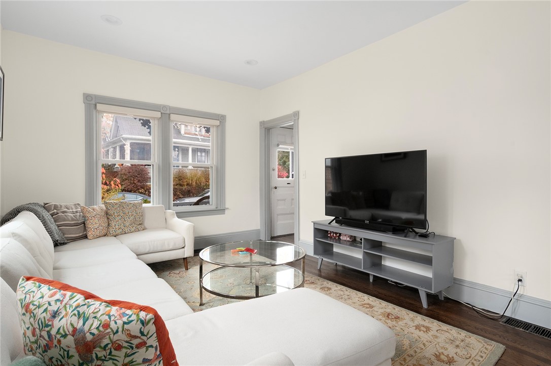 59 Blodgett Avenue