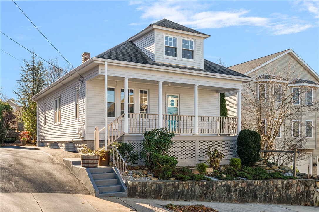 33 Evergreen Street