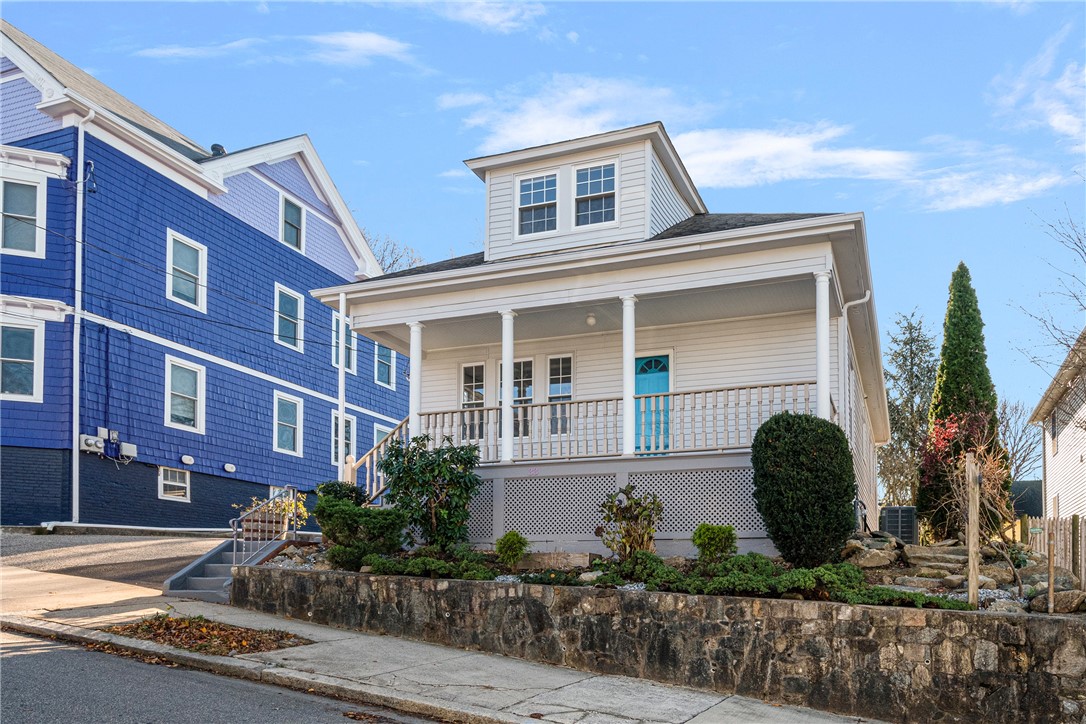 33 Evergreen Street