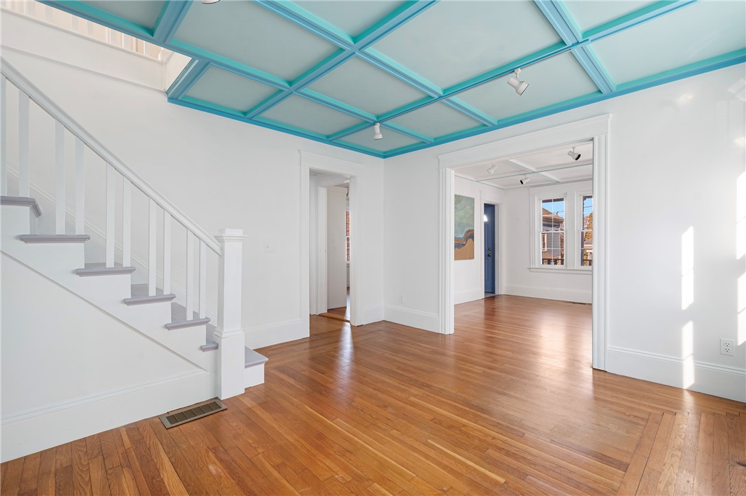 33 Evergreen Street
