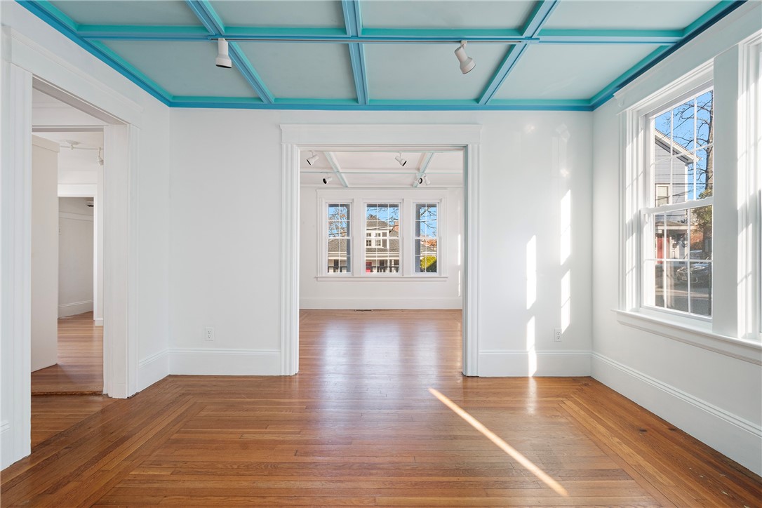 33 Evergreen Street