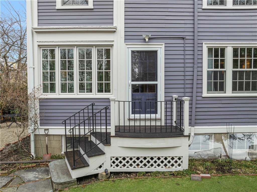 7 Cushing Street