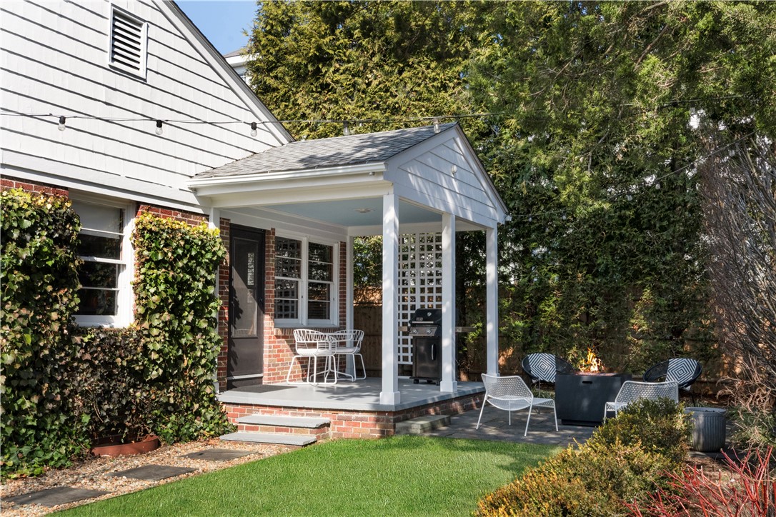 203 Cole Avenue