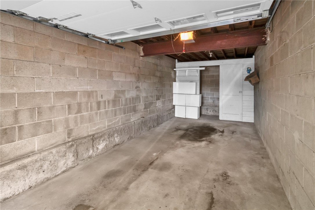160 Waterman Street 5