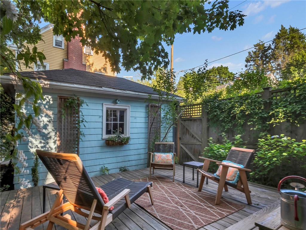 377 Cole Avenue