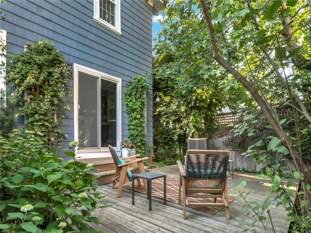 377 Cole Avenue