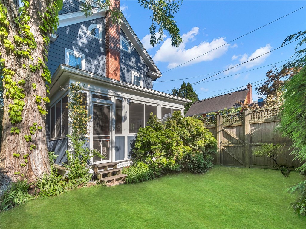 377 Cole Avenue