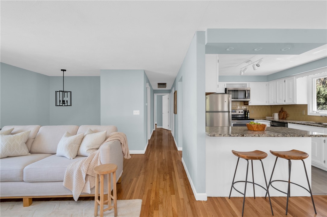 6 Acre Avenue