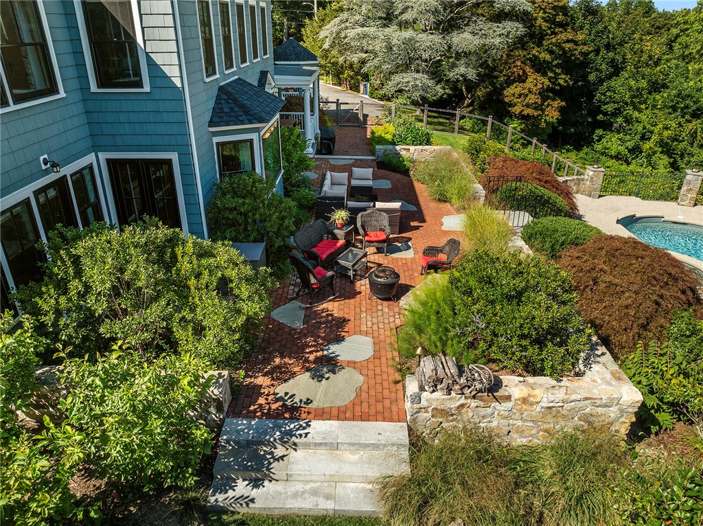 140 Aldrich Avenue