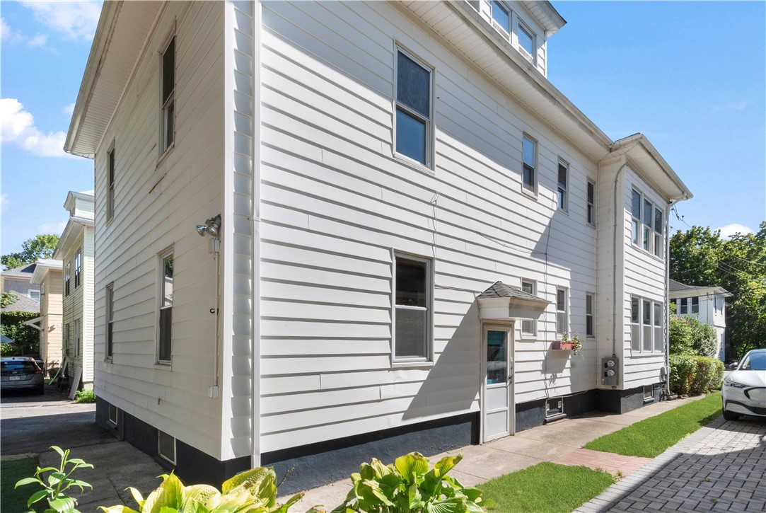 21 Taft Avenue