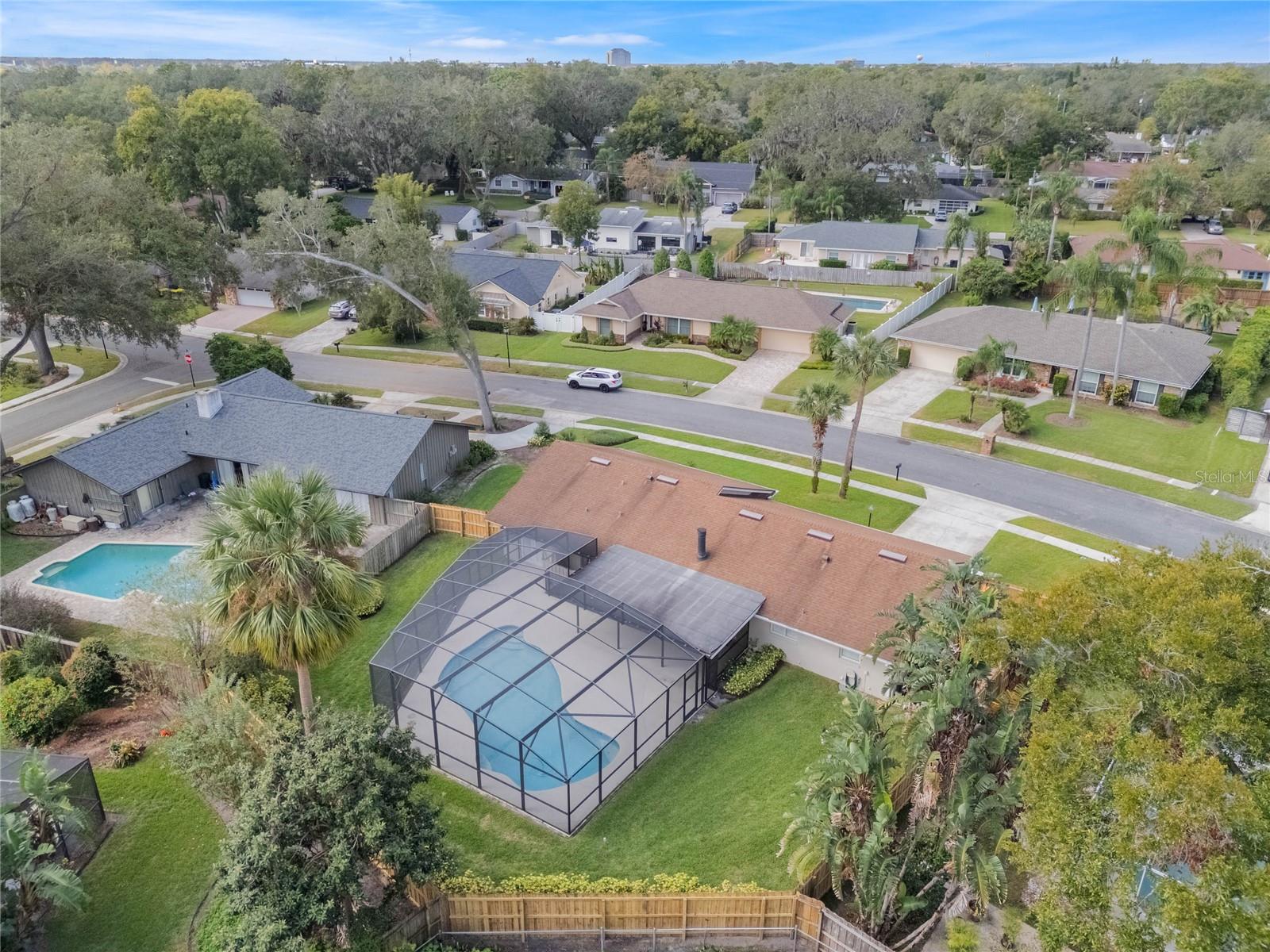 987 STONEWOOD LN