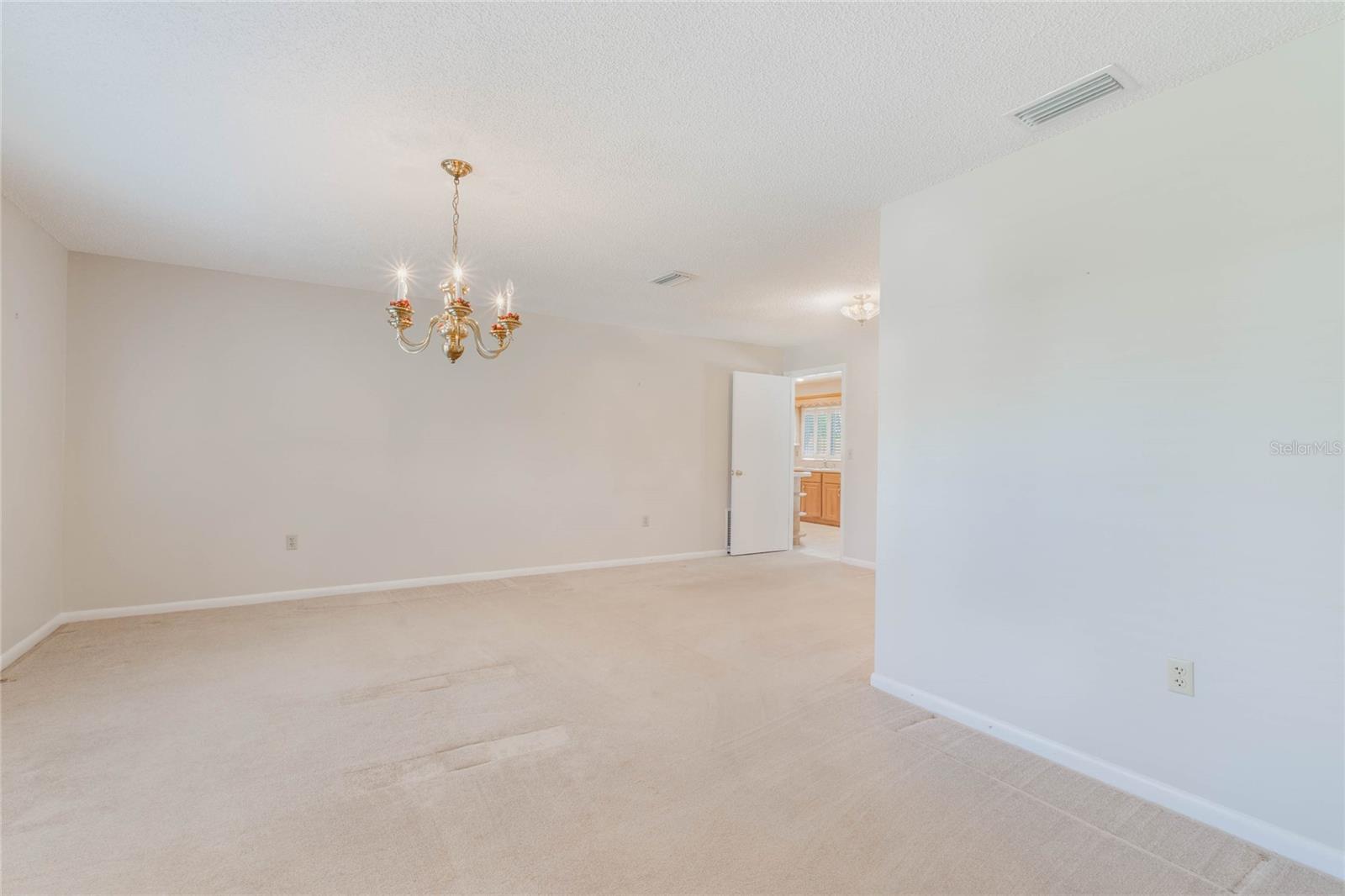987 STONEWOOD LN